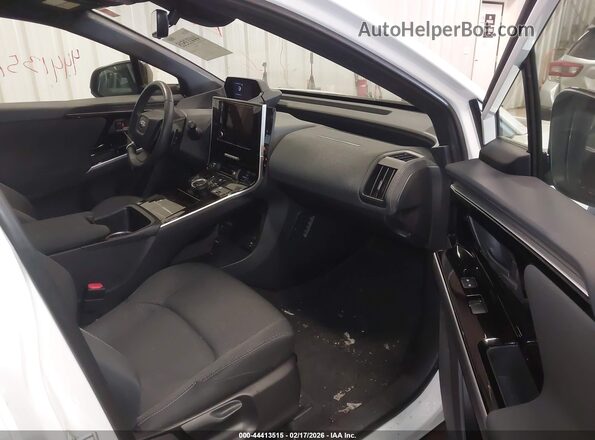 JTMABABA6PA022437 2023 SUBARU SOLTERRA White Սալոնի դիմացի տեսք