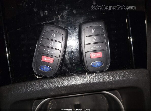 JTMABABA6PA022437 2023 SUBARU SOLTERRA White Առջևի վահանակի տեսք