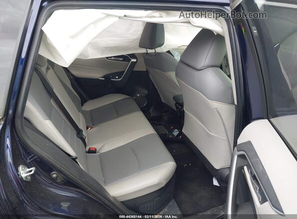 JTMB6RFV5SJ082223 2025 TOYOTA LE Синий 