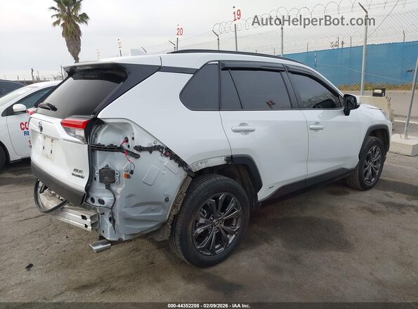 JTMB6RFV7RJ054773 2024 TOYOTA LE White 