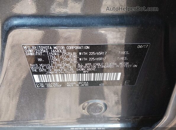 JTMBFREV9HJ156382 2017 TOYOTA LE Gray Vista del compartimento del motor