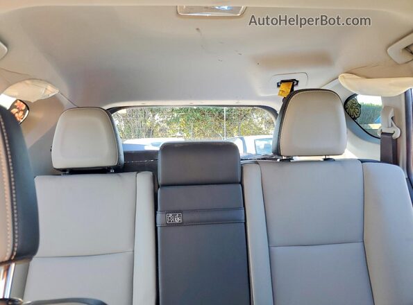 JTMDJREV4HD097165 2017 TOYOTA LIMITED Silver უკანა სავარძლების ხედი