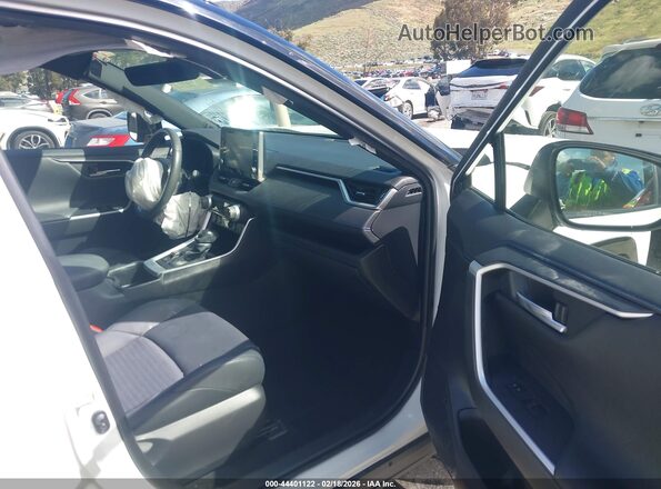 JTME6RFV7NJ023403 2022 TOYOTA RAV4 HYBRID Белый Вид салона спереди