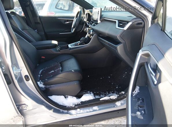 JTMEB3FV0MD011678 2021 TOYOTA RAV4 PRIME Silver Widok wnętrza z przodu