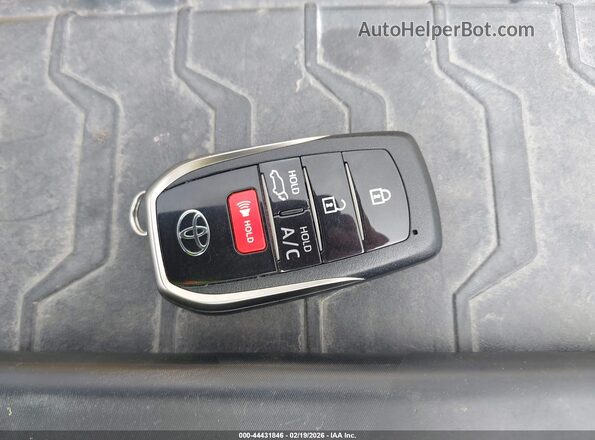 JTMEB3FVXRD209398 2024 TOYOTA RAV4 PRIME White Vista del salpicadero
