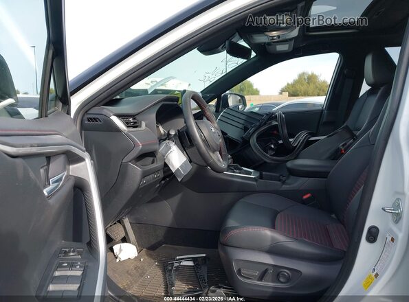 JTMEB3FVXSD256856 2025 TOYOTA RAV4 PLUG-IN HYBRID White Вид салону спереду