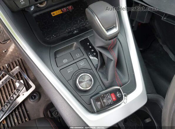 JTMEB3FVXSD256856 2025 TOYOTA RAV4 PLUG-IN HYBRID White Вид панелі приладів