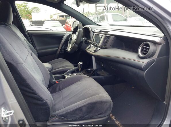 JTMJJREV5JD169337 2018 TOYOTA RAV4 HYBRID Silver Սալոնի դիմացի տեսք