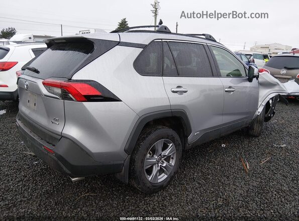 JTMMWRFV8SD318077 2025 TOYOTA LE Silver Trasero derecho