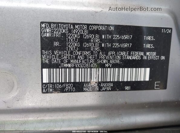 JTMMWRFVXSD281405 2025 TOYOTA LE Silver ძრავის განყოფილების ხედი