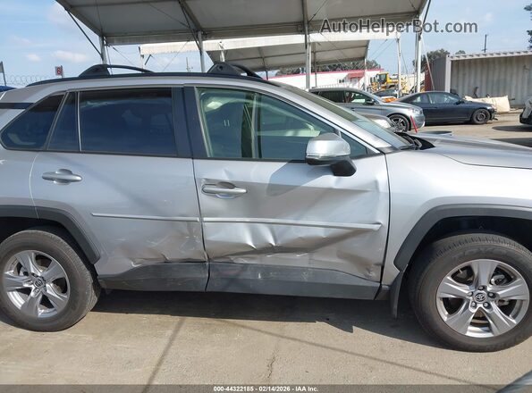 JTMMWRFVXSD281405 2025 TOYOTA LE Silver უკანა სალონის ხედი