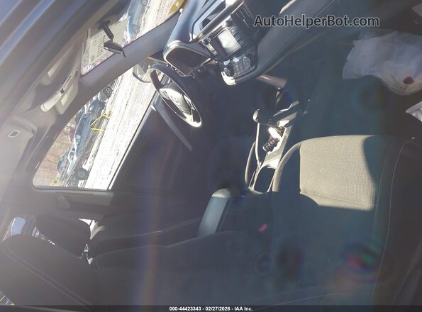 JTMRFREV7JD224780 2018 TOYOTA LE Gray Vista interior delantera