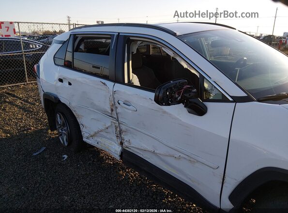 JTMRWRFVOSD313638 2025 TOYOTA LE Белый Вид спереди