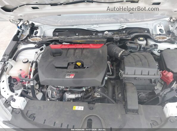 JTNABAAE2RA007730 2024 TOYOTA LL White Հետևի տեսք