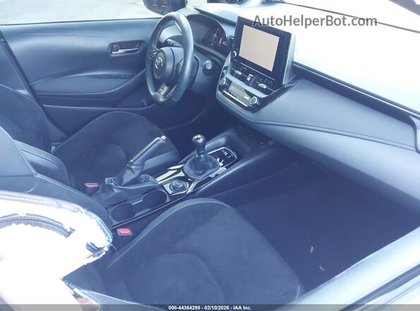 JTNABAAE2RA007730 2024 TOYOTA LL White Սալոնի դիմացի տեսք