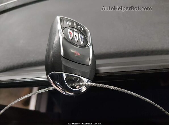 KL47LAEP9SB230011 2025 BUICK OTHER Белый Вид панели приборов