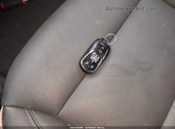 KL47LCE28RB157188 2024 BUICK OTHER Silver Vista del salpicadero