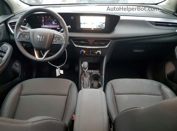 KL4AMCSL1TB002358 2026 BUICK ENCORE Silver Widok deski rozdzielczej