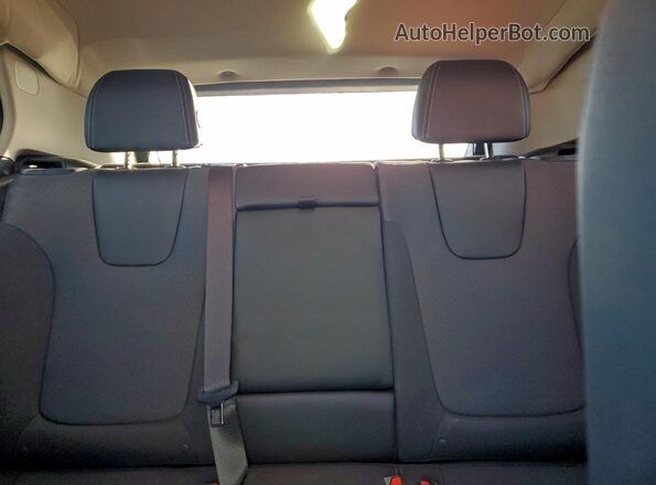 KL4AMCSL8RB207670 2024 BUICK ENCORE Red Widok tylnych siedzeń