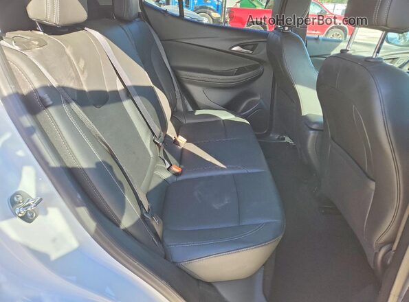 KL4AMDSL8RB204872 2024 BUICK ENCORE White Widok tylnych siedzeń