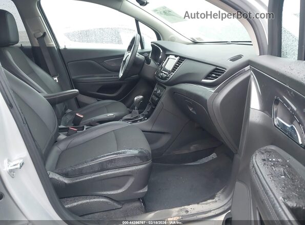 KL4CJESM2NB512677 2022 BUICK ENCORE Silver Vista interior delantera