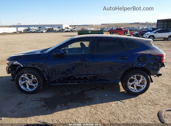 KL77LFE22RC084785 2024 CHEVROLET TRAX Blue Widok wnętrza z tyłu