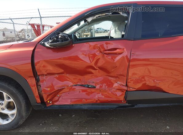 KL77LFE26RC019177 2024 CHEVROLET TRAX Red Դիմացի տեսք
