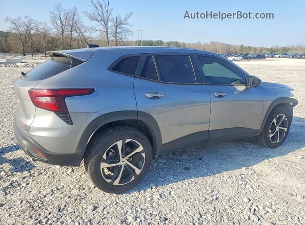KL77LGE25RC184790 2024 CHEVROLET TRAX Silver Tył prawy