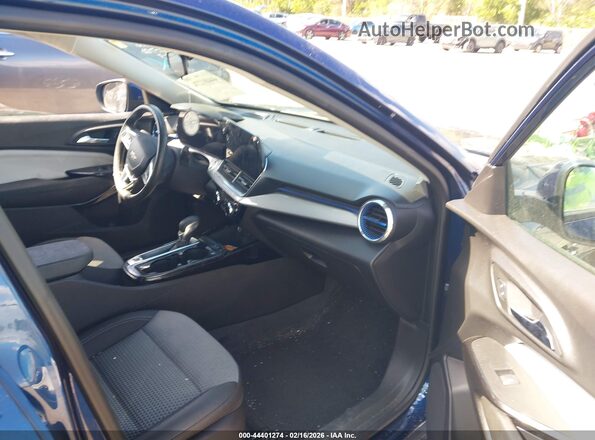 KL77LHE2XRC081810 2024 CHEVROLET TRAX Navy Սալոնի դիմացի տեսք