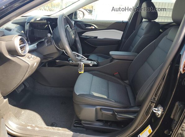 KL77LHEP0TC088591 2026 CHEVROLET TRAX Black 