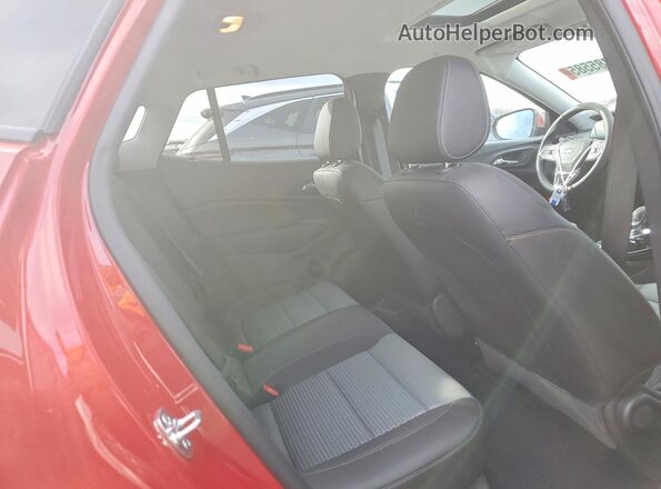 KL77LHEP1TC006156 2026 CHEVROLET TRAX Red უკანა სავარძლების ხედი