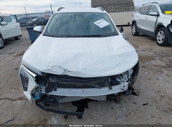 KL77LHEP3SC108654 2025 CHEVROLET TRAX White უკანა სალონის ხედი