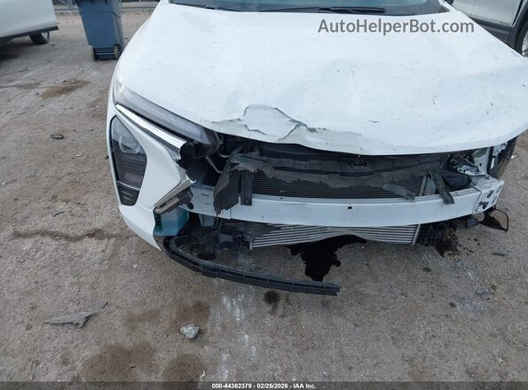 KL77LHEP3SC108654 2025 CHEVROLET TRAX White წინა ხედი