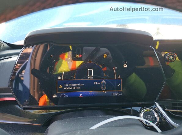 KL77LJE21RC182242 2024 CHEVROLET TRAX Blue Vista del cuadro de instrumentos
