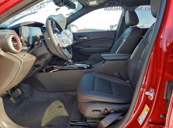 KL77LJEP5TC020794 2026 CHEVROLET TRAX Красный Вид салона спереди