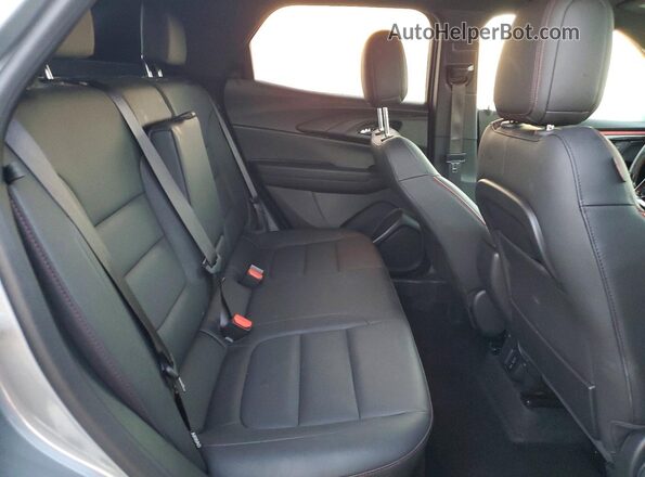 KL79MTSL1SB044579 2025 CHEVROLET TRAILBLAZER Silver უკანა სავარძლების ხედი