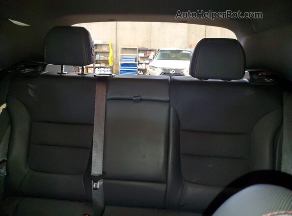 KL79MUSL0PB082267 2023 CHEVROLET TRAILBLAZER Red Vista de los asientos traseros
