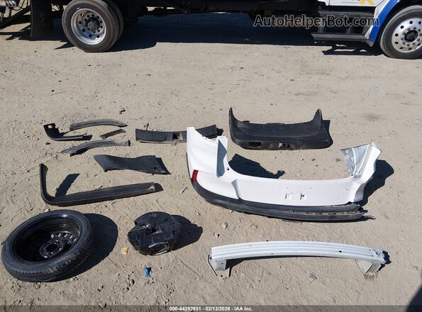KL79MUSL2MB127236 2021 CHEVROLET TRAILBLAZER White Instrument cluster view
