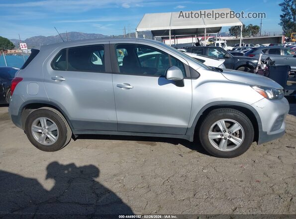 KL7CJKSB3LB039160 2020 CHEVROLET TRAX Silver Vista del cuadro de instrumentos