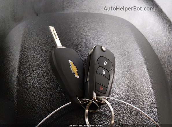 KL7CJKSB3LB311528 2020 CHEVROLET TRAX Silver Vista del salpicadero