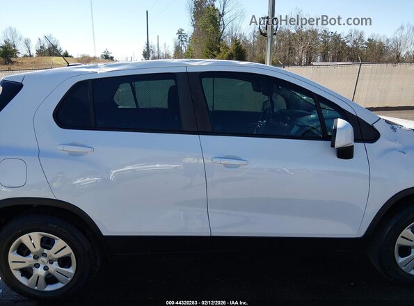 KL7CJKSB4HB105352 2017 CHEVROLET TRAX White Vista interior trasera