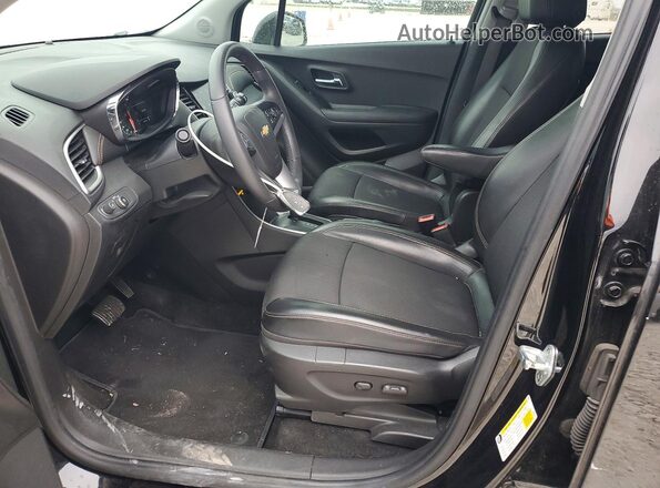 KL7CJLSB3MB359036 2021 CHEVROLET TRAX Black Vista interior delantera