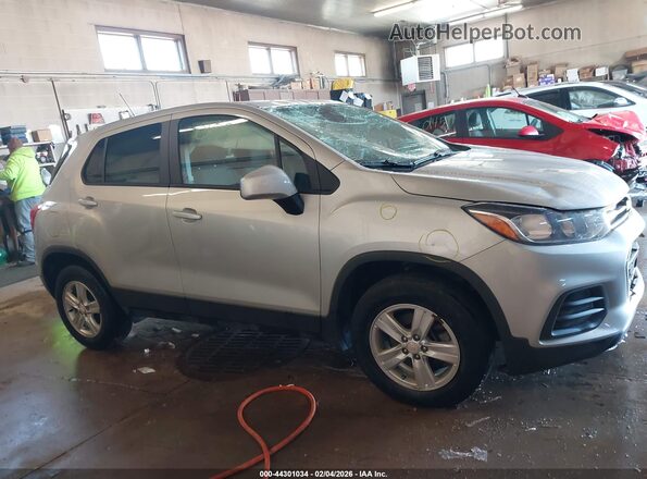 KL7CJNSBXMB360289 2021 CHEVROLET TRAX Silver უკანა სალონის ხედი