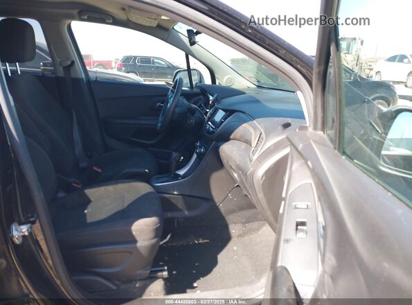 KL7CJNSM2NB553622 2022 CHEVROLET TRAX Black Vista interior delantera