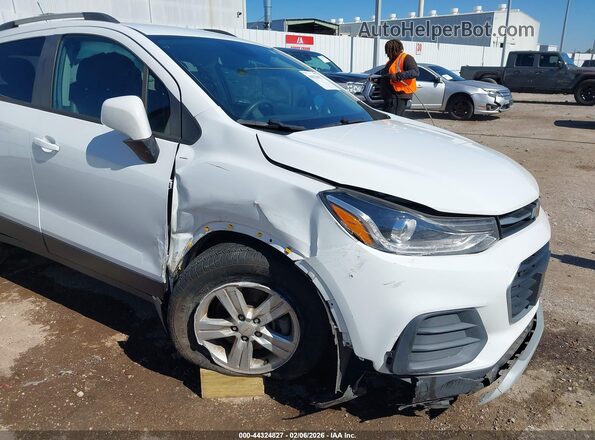 KL7CJPSB6MB321730 2021 CHEVROLET TRAX White წინა ხედი