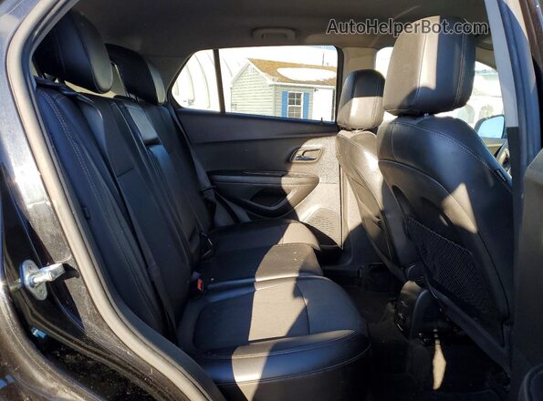 KL7CJPSM1NB535897 2022 CHEVROLET TRAX Black 