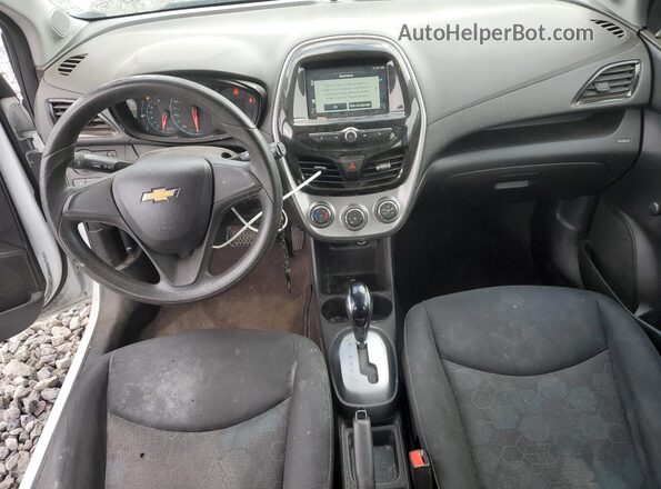 KL8CB6SA2GC615778 2016 CHEVROLET SPARK White წინა პანელის ხედი