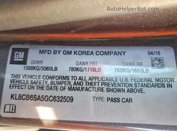 KL8CB6SA5GC632509 2016 CHEVROLET SPARK Gray Vista del compartimento del motor