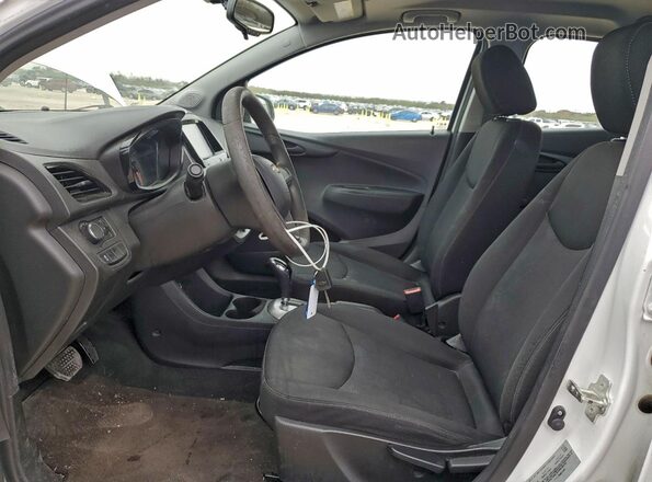 KL8CB6SAXGC649337 2016 CHEVROLET SPARK White Front interior view