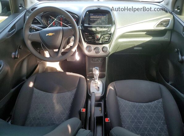KL8CB6SAXNC035109 2022 CHEVROLET SPARK Silver Vista del salpicadero